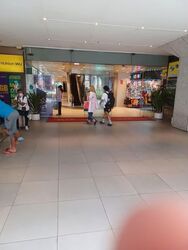 Peninsula Plaza (D6), Retail #575895301